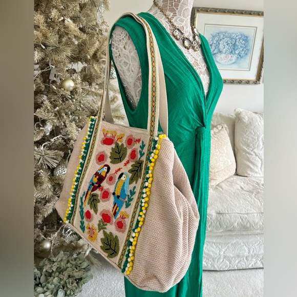 $149 Retail New! A&B Morning Glory tote - Picture 11 of 16